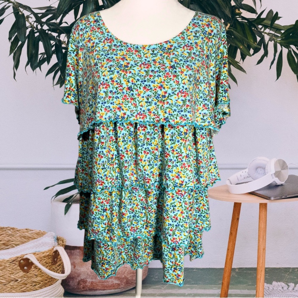 Floral Ruffle Tunic Top
